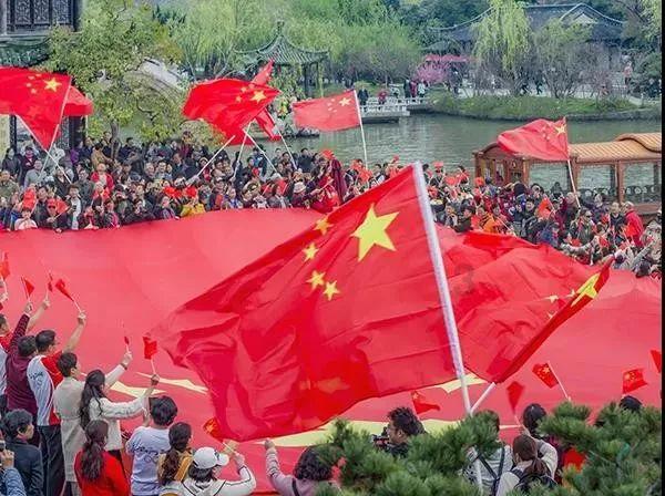 阿斯记者：主裁严重损害了皇马声誉，皇马不需要这样的判罚来赢球